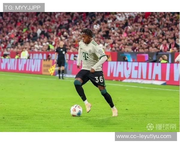 拜仁签下17岁厄瓜多尔小将奥拉亚计划外租发展潜力